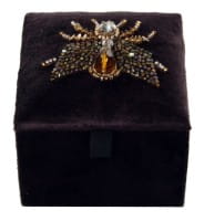 ShiShi SCHMUCKDOSE Samt schwarz, Insekt schwarzbraun 8x8x7cm ShiShi SCHMUCKDOSE Samt schwarz, Insekt schwarzbraun 8x8x7cm